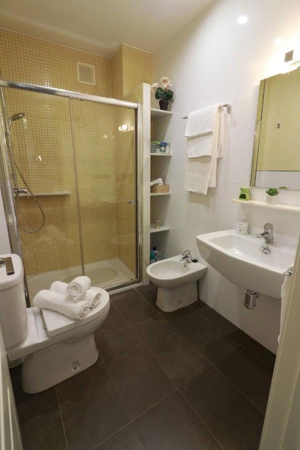 Apartamento Cristo De Burgos - Kainga Homes Siviglia Esterno foto